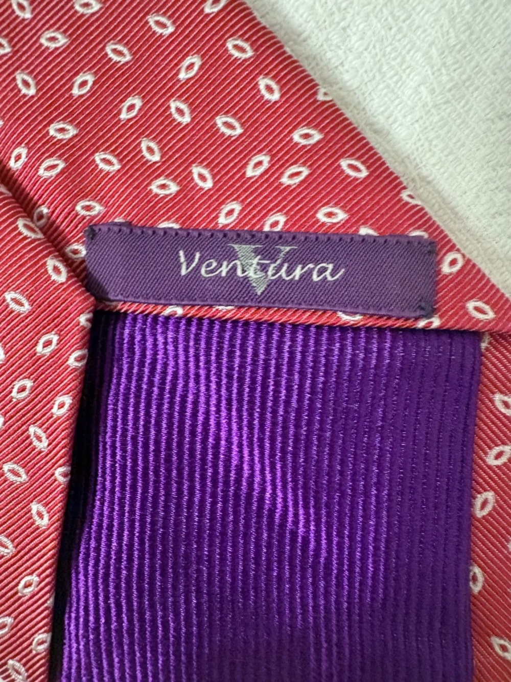 Vintage Ventura 100% Silk Tie Red White Micro Pattern Geometric Mens Necktie